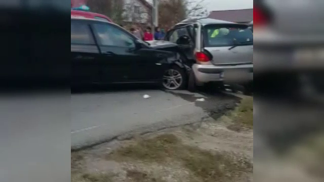 Șofer de 89 de ani, lovit mortal de o mașină în depășire. Cum a fost găsit de salvatori
