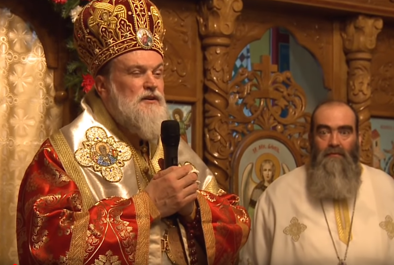 Enoriaşi pedepsiţi de episcop după referendum, în biserica reparată din banii lor