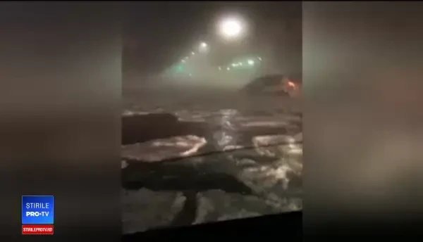 Urmările valului de aer polar care a lovit România. Drumarii au închis Transalpina