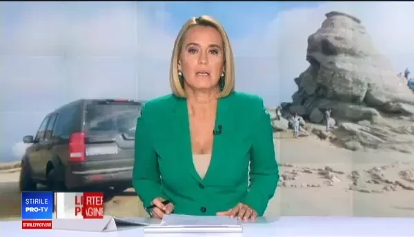 Apariţie revoltătoare lângă Sfinx, în Bucegi. Un şofer a urcat cu maşina până la monumentul protejat