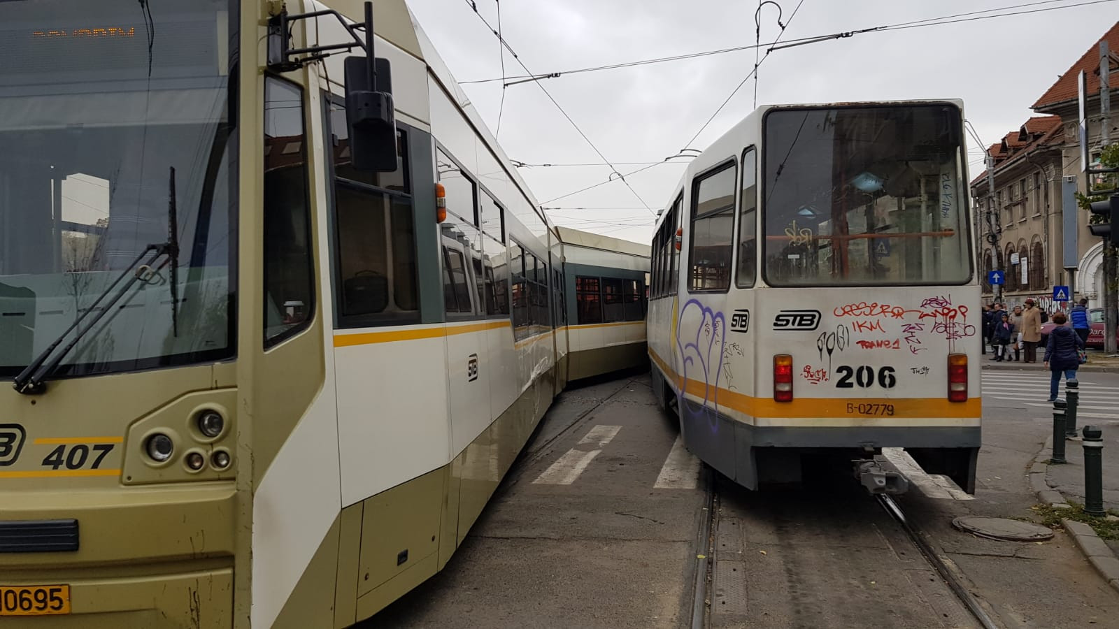 Coliziune tramvaie Bucuresti