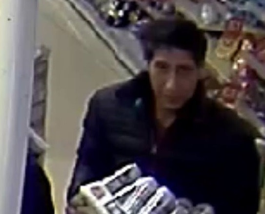 Motivul pentru care poza unui hoț căutat de autoritățile britanice a devenit virală