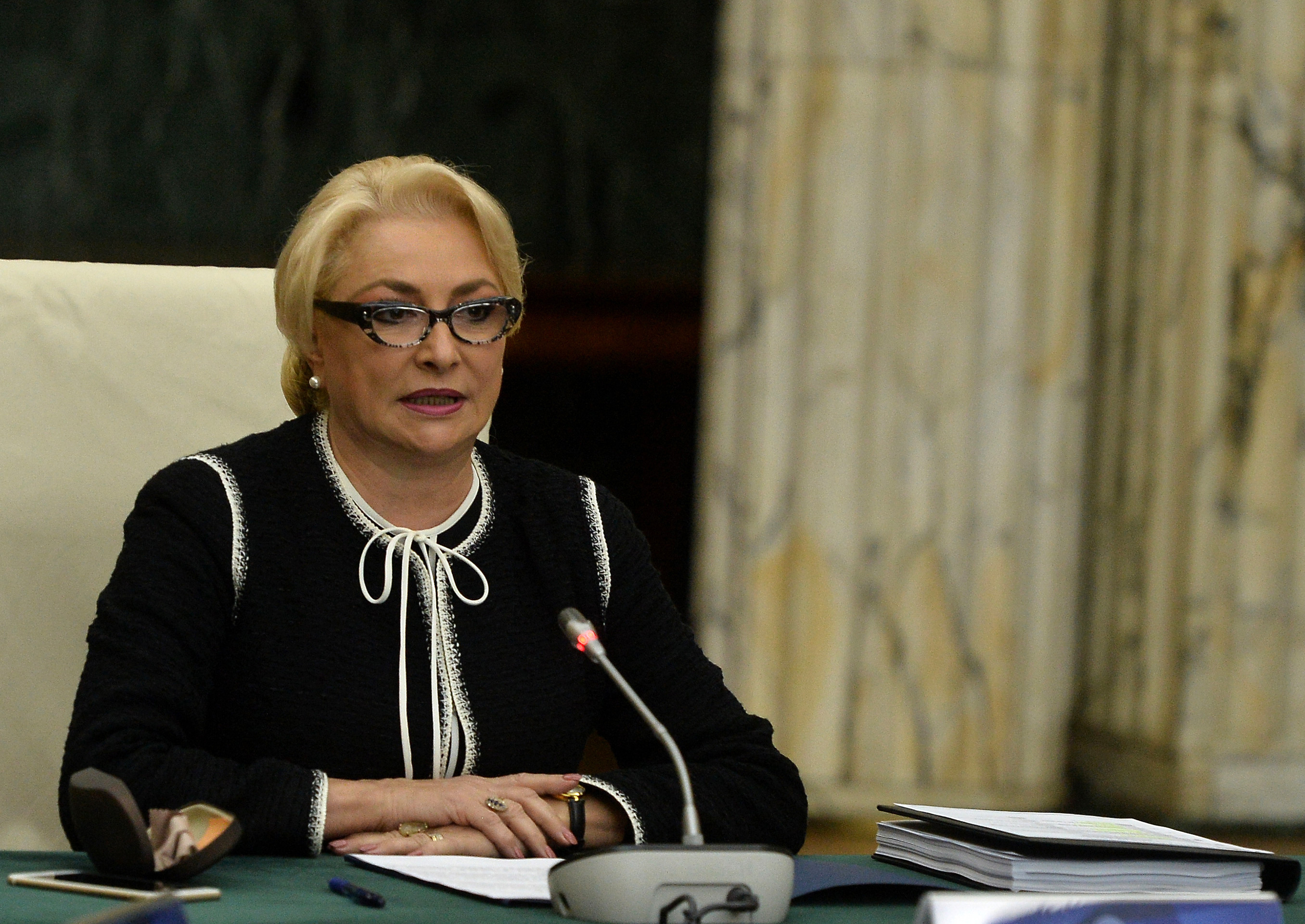 Şedinţă de Guvern. Dăncilă: "Fac apel la Iohannis să-şi schimbe atitudinea"