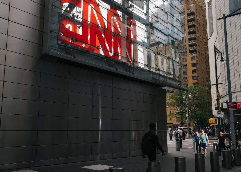 Alertă la sediul CNN. Un apel telefonic a anunţat că în clădire sunt 5 bombe