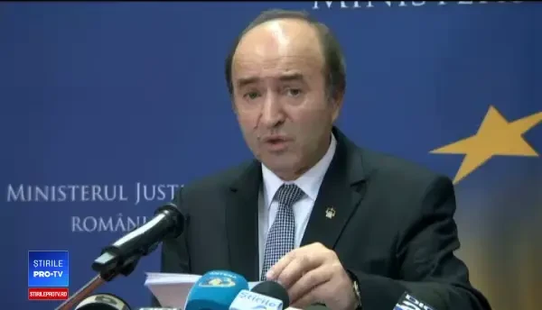 Ministrul Justiţiei: Declanșez procedura de revocare a procurorului general al României, Augustin Lazăr