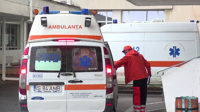 Un preot a lovit cu mașina două persoane, după care a fugit de la locul accidentului