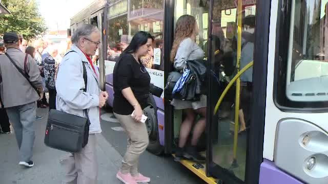 Salariu de 4.500 lei, cazare gratuită, dar nu găsesc angajați. Criză în mai multe orașe din țară