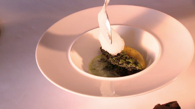 Noul trend din restaurantele româneşti. Cât plătim pentru un meniu ales de cei mai buni bucătari