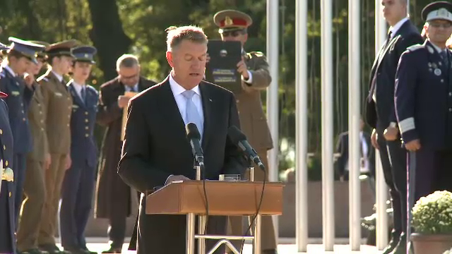 Iohannis și Dăncilă, prezenți la un eveniment organizat de Ziua Armatei Române. Mesajul transmis de cei doi