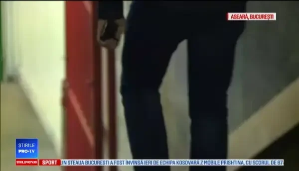 Bărbaţii care au scos pistolul într-o ceartă la metrou nu au fost încă prinşi