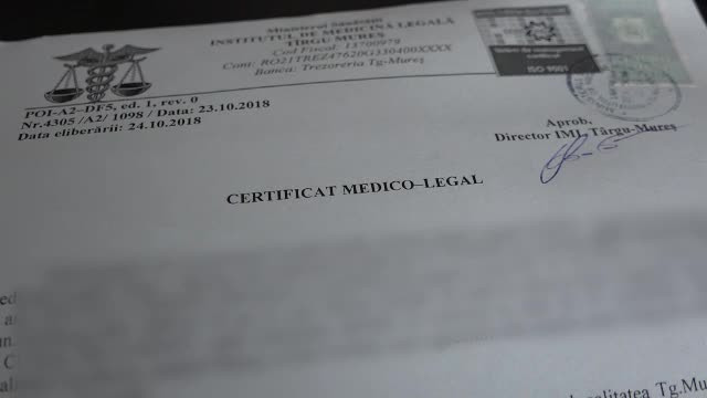 Un elev de 12 ani, dus la spital după ce a fost lovit de un coleg