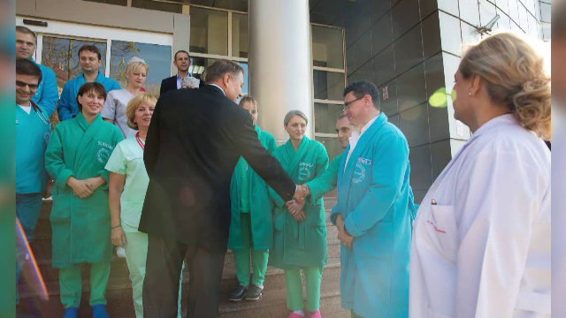 Klaus IOhannis, intervenție chirurgicală