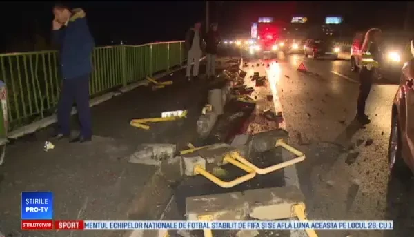 Tragedie în Arad. Patru fani ai echipei UTA au căzut cu mașina de pe un pod