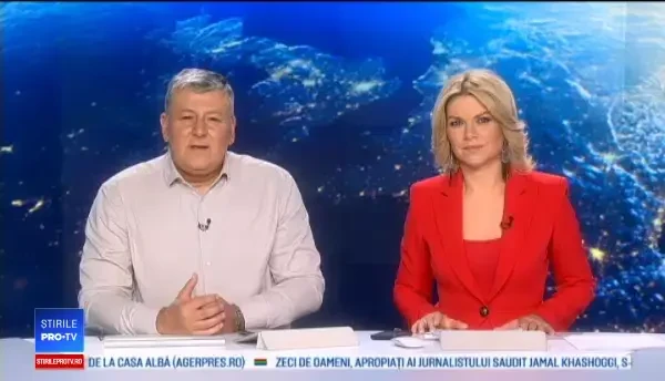 Sărbătoare la un zoo unde s-a născut un pui de girafă. Are 71 de kg