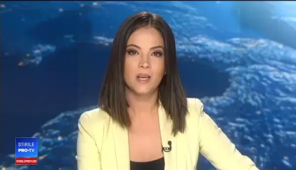 Zeci de mii de credincioși, veniți pe Dealul Patriarhiei la procesiunea de sfântul Dumitru