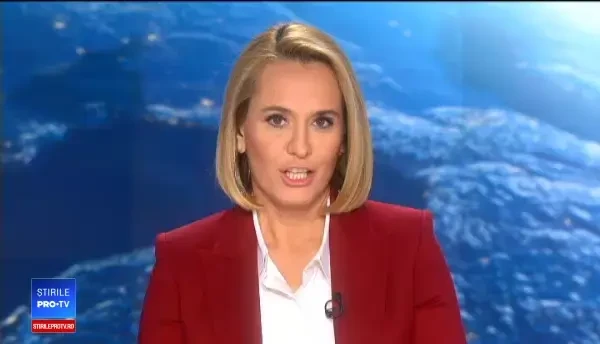 Sărbătoare la un zoo unde s-a născut un pui de girafă. Are 71 de kg