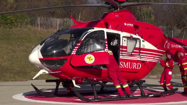 Furios că soția l-a părăsit, un bărbat a înjunghiat-o. Tânăra a ajuns în stare gravă la spital