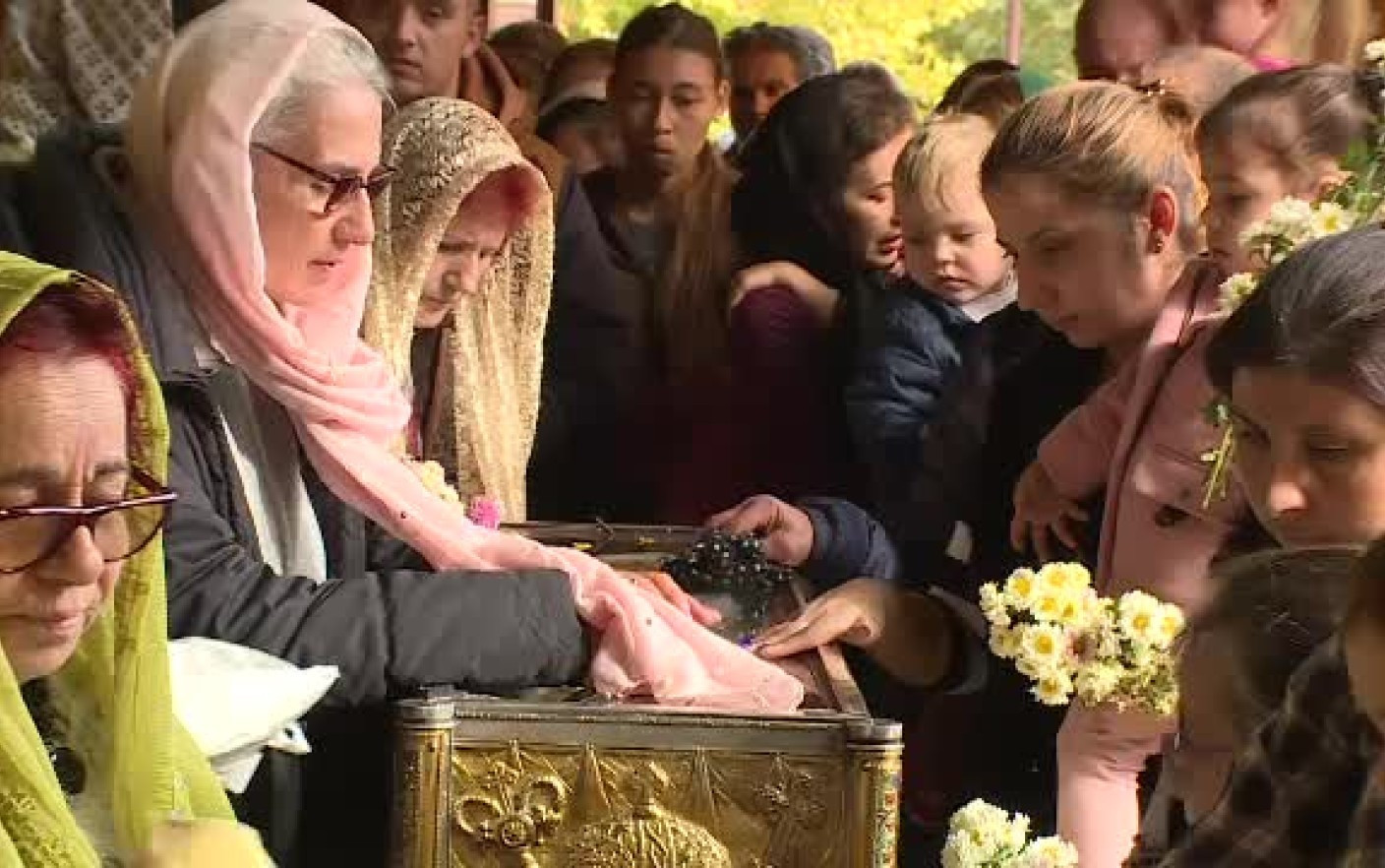 Metoda prin care falșii tămăduitori au ademenit oamenii veniți în pelerinaj de Sfântul Dumitru