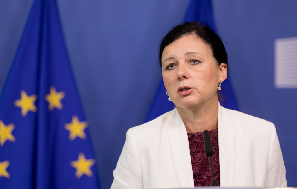 Comisarul european Vera Jourova: Preşedinţia UE ar putea însemna prea mult pentru România