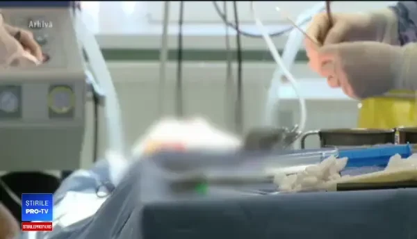 Transplant de rinichi la Iași. Rudele au mulțumit în lacrimi familiei donatorului