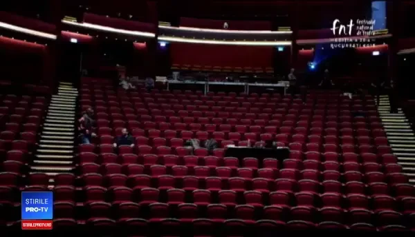 Surpriza trăită de spectatori la o piesă jucată la teatrul Metropolis. Programul Festivalului Național de Teatru