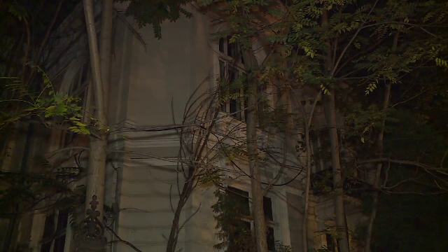 Călătorie de groază într-un tur special de Halloween. Unde se află casa ”bântuită”