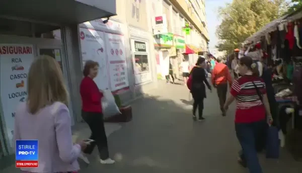 O femeie susține că a fost avertizată de producerea cutremurului de un papagal: Un semnal special