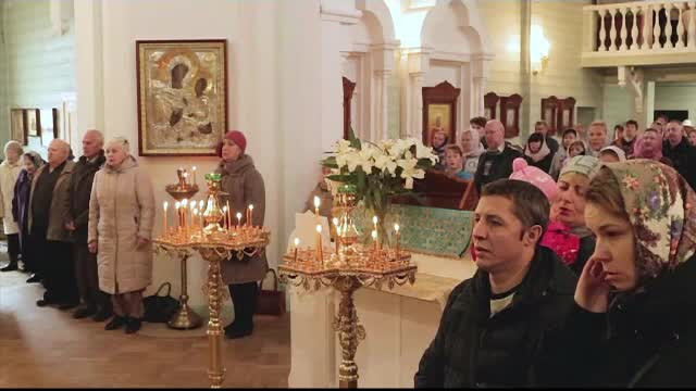 Soluția neobișnuită a unei biserici din Rusia pentru a atrage mai mulți enoriași la slujbă