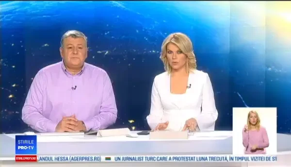 O persoană a murit şi 23 au ajuns la spital după ce un autocar s-a răsturnat în Hunedoara