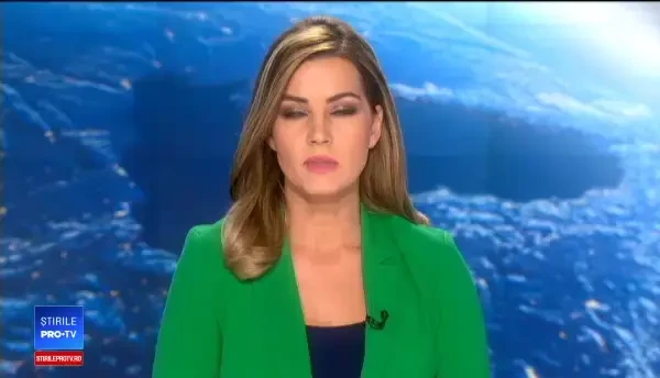 O femeie a murit şi 32 au ajuns la spital după ce un autocar s-a răsturnat în Hunedoara