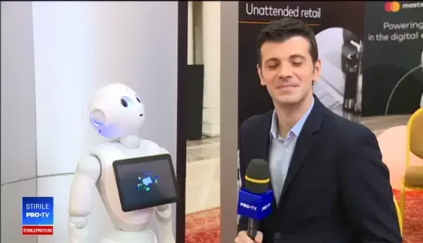 80% dintre români folosesc cardul o dată pe lună. Ce fac cu el în acea zi