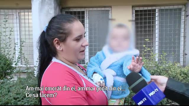 mama cu copil in spitalul din Craiova