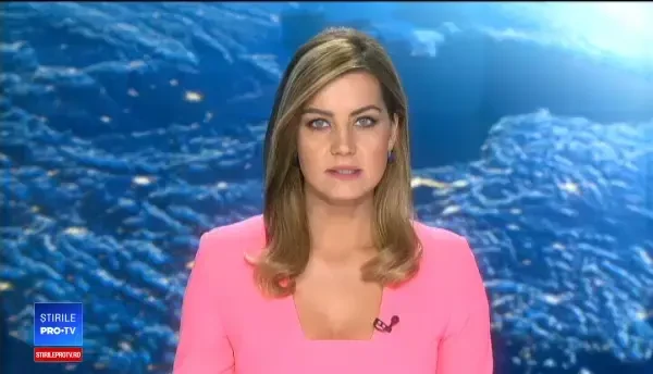 Operațiune dificilă pentru stingerea unui incendiu de vegetație, la Caraș Severin