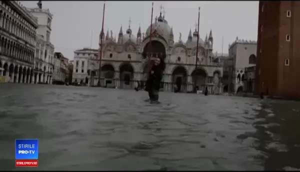 Europa, afectată de ploi torențiale și ninsori. 10 persoane moarte în Italia