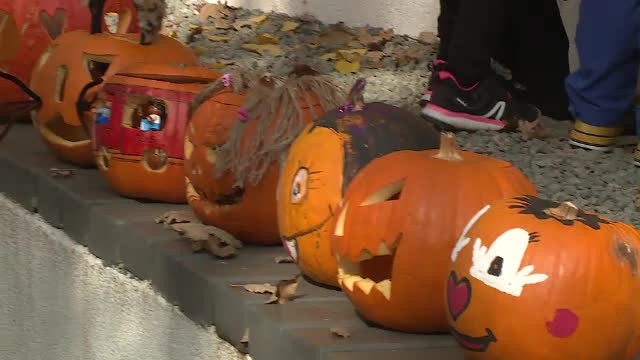 Halloween, noua sărbătoare preferată a românilor. Cât costă închirierea unui costum