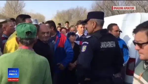 Scandal într-o localitate din Dolj din cauza pestei porcine. A fost necesară intervenția jandarmilor