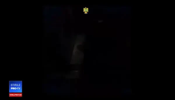 Contrabandiştii români au modificat un vagon de tren ca să aducă ţigări netimbrate