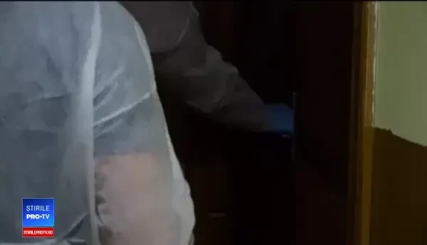 Cine ar fi comis dubla crimă de la Satu Mare. Un bărbat şi fiul său bolnav, ucişi cu sălbăticie