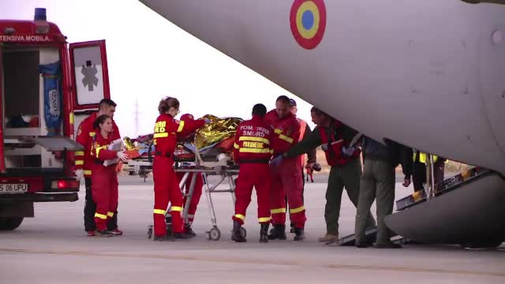 Tânărul ars din Neamț, care a fost transferat cu greu în Belgia și cu 2 bacterii, a murit