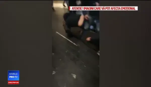 Un bărbat care lovea oamenii cu un ciocan în Londra, pus la pământ de un grup de români și predat poliției