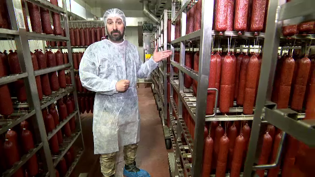 Vom consuma tot mai puţine produse din carne de porc românesc. Autorităţile, fără soluţii