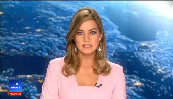 Scandal la colegiul "în care este interzisă purtarea bărbii şi a părului lung". Clipul publicat de un elev