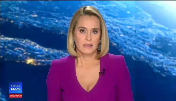 Un autobuz a căzut de la 50 de metri, 15 morți. Ipostaza în care au fost filmați șoferul și o pasageră