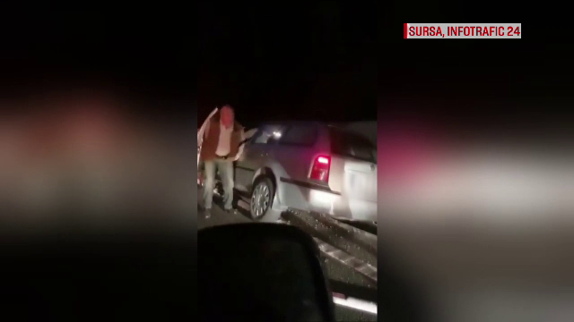 Un șofer beat a intrat cu mașina în parapete. Imaginile surprinse de pasagerii altei mașini