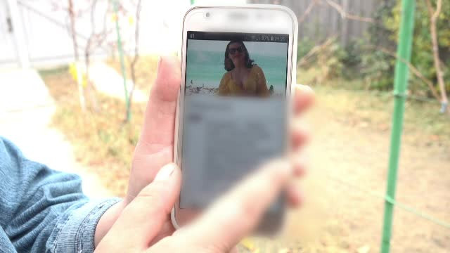 Videoclipul unei profesoare din cauza căruia un elev riscă exmatricularea. "Se zbate"