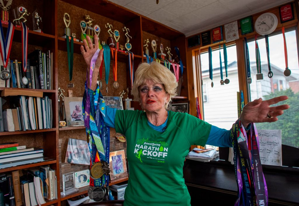 La 85 de ani, aleargă zilnic câte 3 ore. Secretul: ”Vin, brânză și înghețată”