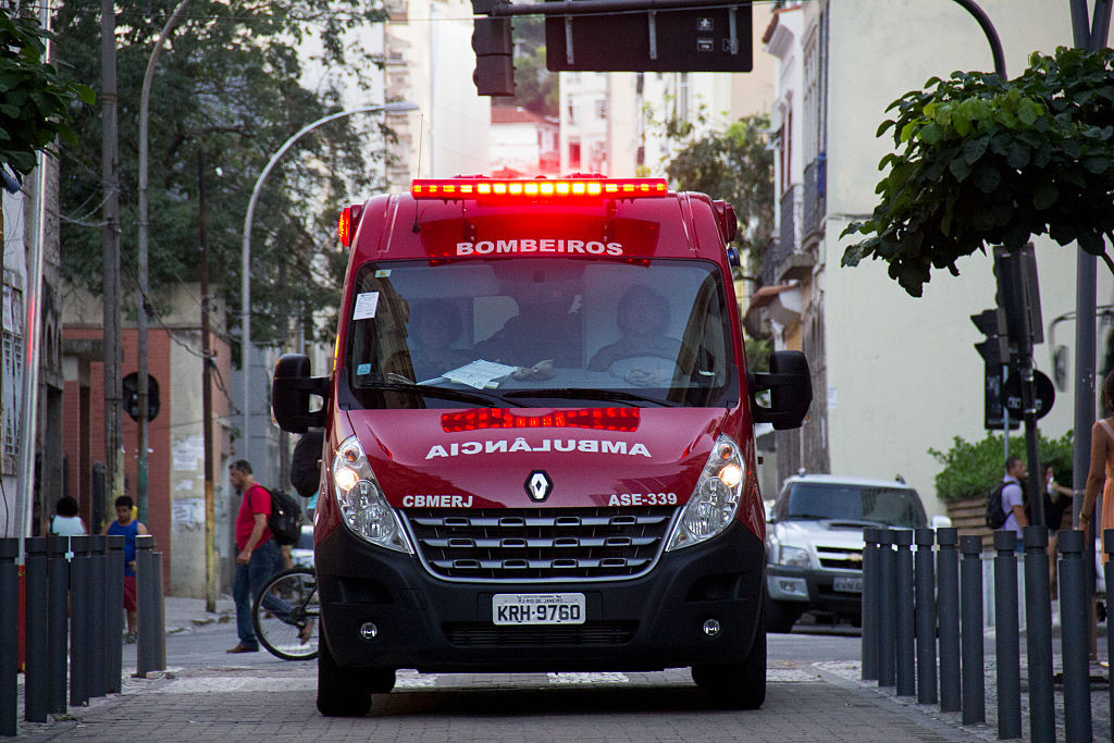 Incendiu într-un important spital din Rio de Janeiro. Trei persoane au murit