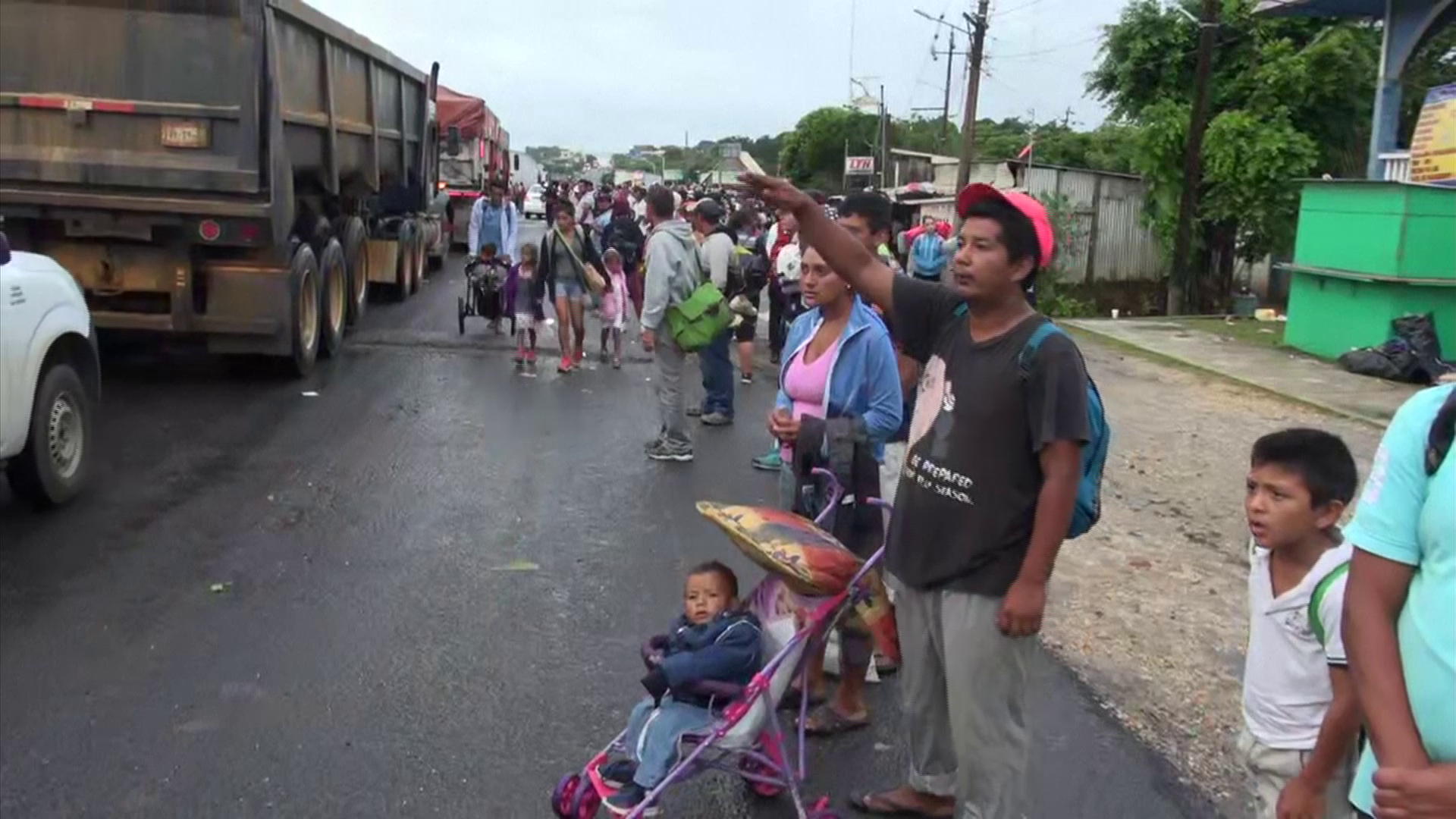 Caravana cu migranti