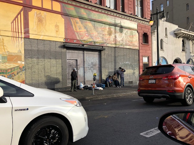 Criză într-un mare oraș. Peste 7.500 de oameni locuiesc pe străzi: „Un peisaj sinistru”