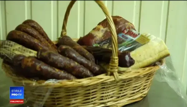 De teama pestei porcine, mulți români și-au comandat deja preparate pentru Crăciun